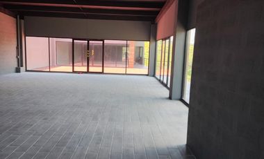 LOCAL EN RENTA EN EL MIRADOR EL MARQUES, PLAZA COMERCIAL VALENTYNA