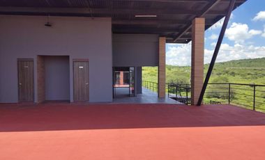 LOCAL EN RENTA EN EL MIRADOR EL MARQUES, PLAZA COMERCIAL VALENTYNA