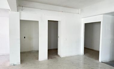 Se renta amplio local comercial 290 m2 ubicado en esquina 12 metros de frente sobre boulevard Garcia de leon