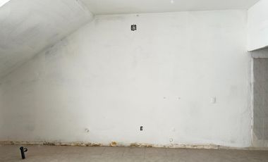 Se renta amplio local comercial 290 m2 ubicado en esquina 12 metros de frente sobre boulevard Garcia de leon