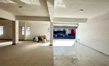 Se renta amplio local comercial 290 m2 ubicado en esquina 12 metros de frente sobre boulevard Garcia de leon