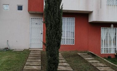 CASA EN RENTA EN VILLAS DEL BOSQUE, XONACATLÁN