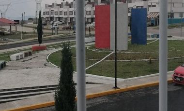 CASA EN RENTA EN VILLAS DEL BOSQUE, XONACATLÁN