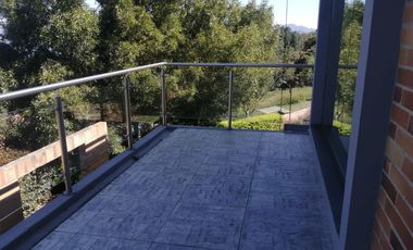 CASA CAMPESTRE EN VENTA EN ALTOS DE YERBABUENA (CHÍA)