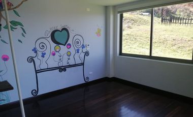 CASA CAMPESTRE EN VENTA EN ALTOS DE YERBABUENA (CHÍA)