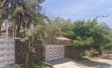 SE VENDE CASA EN RECUPERACION BANCARIA EN CHAPALA, JALISCO! SOLO CONTADO.