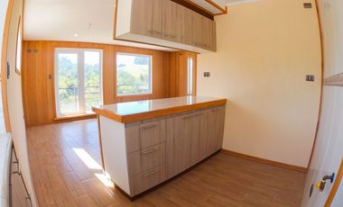 Casa Dos Pisos/ Lomas De Ten-ten/ Castro/ Isla Grande Chiloé
