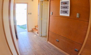 Casa Dos Pisos/ Lomas De Ten-ten/ Castro/ Isla Grande Chiloé