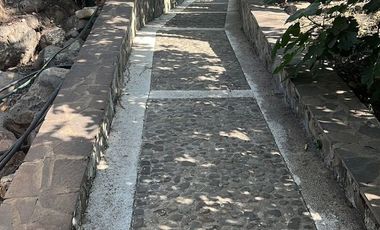 Terrenos Laguna de Chapala en fraccionamiento privado 270m2 en $1,620,000