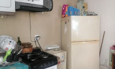 CASA 2 PISOS EN PRIVADA