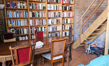 Hermosa casa tradicional Joaquín Vicuña, Santiago / Sector Av Matta