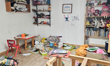 Hermosa casa tradicional Joaquín Vicuña, Santiago / Sector Av Matta