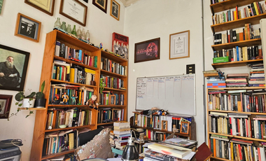 Hermosa casa tradicional Joaquín Vicuña, Santiago / Sector Av Matta