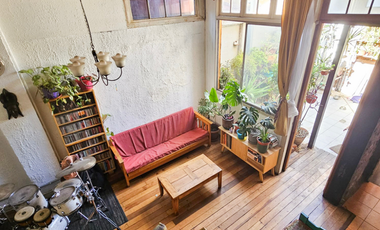 Hermosa casa tradicional Joaquín Vicuña, Santiago / Sector Av Matta