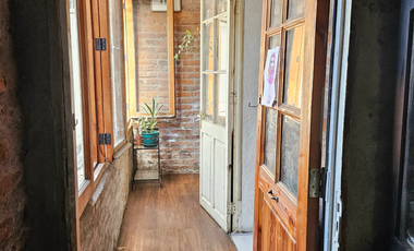 Hermosa casa tradicional Joaquín Vicuña, Santiago / Sector Av Matta