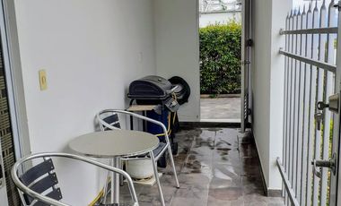 HERMOSA CASA ESQUINERA