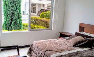 HERMOSA CASA ESQUINERA