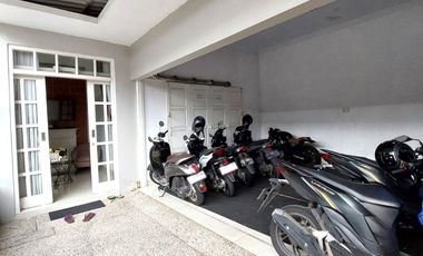 Kos Eksklusif 24 Kamar Hanya 200 meter dari Jalan Seturan Raya