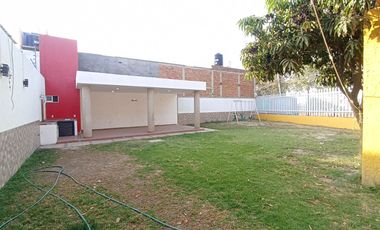 Casa de un piso en coto privado en Balcones del Rosario