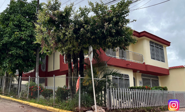 CASA 2P Y LOTE / PALERMO (H)