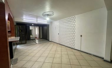 CASA EN VENTA EN JARDINES DE MORELOS SECC. ELEMENTOS