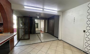 CASA EN VENTA EN JARDINES DE MORELOS SECC. ELEMENTOS