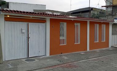 Venta de casa, 1 planta en la Alborada, 3 dormitorios