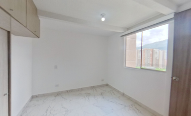 HERMOSO APARTAMENTO EN LOS PUERTOS CON PARQUEADERO PRIVADO