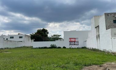 Terreno de 311 m2 Construye la casa de tus sueños en Condominio privado Los Laureles