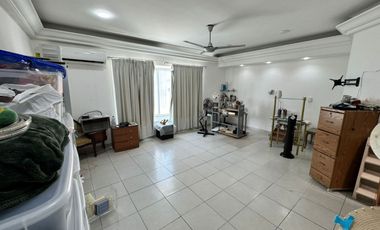 RENTO CASA DE 3 NIVELES PARA OFICINAS CERCA DE WTC