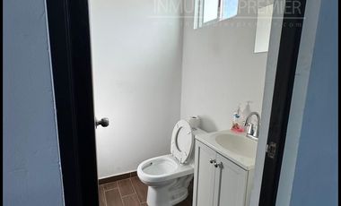 Local comercial en renta Plaza La Castaña, Apodaca Nuevo Leon
