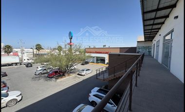 Local comercial en renta Plaza La Castaña, Apodaca Nuevo Leon