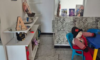 CASA ESQUINERA ESPECTACULAR