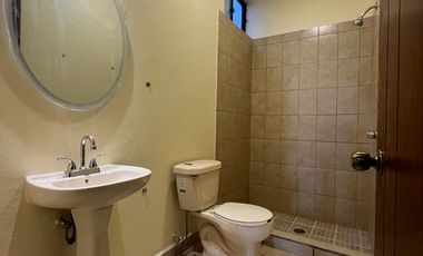 RENTO DEPARTAMENTO SIN MUEBLES, PRIMER PISO, SEMI-NUEVO EN FRACC. IGNACIO RAMIREZ, EN SAN MIGUEL DE ALLENDE GUANAJUATO