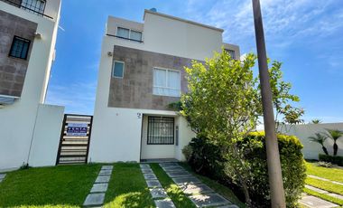 Casa en venta, Residencial Real Santa Fe II, Xochitepec Morelos.
