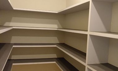 CASA EN RENTA EN PORTOFINO METEPEC CON ACABADOS DE LUJO TRES REC Y TRES LUGARES DE ESTACIONAMIENTO