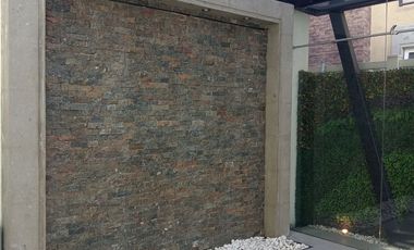 CASA EN RENTA EN PORTOFINO METEPEC CON ACABADOS DE LUJO TRES REC Y TRES LUGARES DE ESTACIONAMIENTO