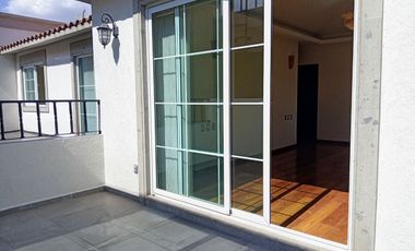 CASA EN RENTA EN PORTOFINO METEPEC CON ACABADOS DE LUJO TRES REC Y TRES LUGARES DE ESTACIONAMIENTO