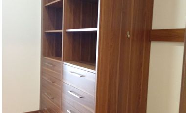 CASA EN RENTA EN PORTOFINO METEPEC CON ACABADOS DE LUJO TRES REC Y TRES LUGARES DE ESTACIONAMIENTO