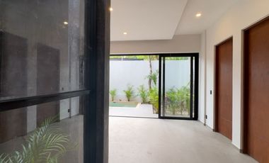 Venta de Casa de Lujo en Senderos de Mayakoba, Playa del Carmen | Alberca Privada, Rooftop con Firepit + Terraza Panorámica
