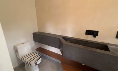 Venta de Casa de Lujo en Senderos de Mayakoba, Playa del Carmen | Alberca Privada, Rooftop con Firepit + Terraza Panorámica