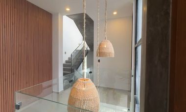 Venta de Casa de Lujo en Senderos de Mayakoba, Playa del Carmen | Alberca Privada, Rooftop con Firepit + Terraza Panorámica