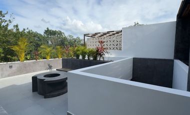 Venta de Casa de Lujo en Senderos de Mayakoba, Playa del Carmen | Alberca Privada, Rooftop con Firepit + Terraza Panorámica