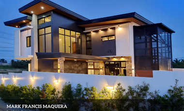 For sale House and Lot w/ Swimming Pool in Tagaytay