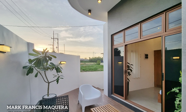 For sale House and Lot w/ Swimming Pool in Tagaytay