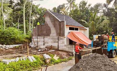 RUMAH HANYA 5 MENIT KE TERMINAL PENGGUNG DI PENGGUNG BOYOLALI