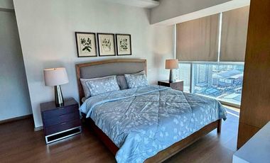 For Sale: St Francis Shangri-la Place  Luxury 3 Bedroom Cornet Unit  with Parking besides Shangri-la Mall Edsa