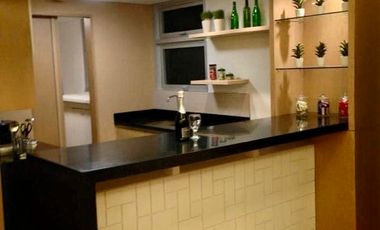 For Sale: St Francis Shangri-la Place  Luxury 3 Bedroom Cornet Unit  with Parking besides Shangri-la Mall Edsa