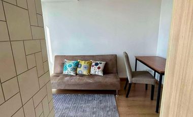 For Sale: St Francis Shangri-la Place  Luxury 3 Bedroom Cornet Unit  with Parking besides Shangri-la Mall Edsa