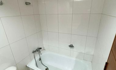 Tobalaba, Providencia / 2 Estacionamientos + 2 Bodegas